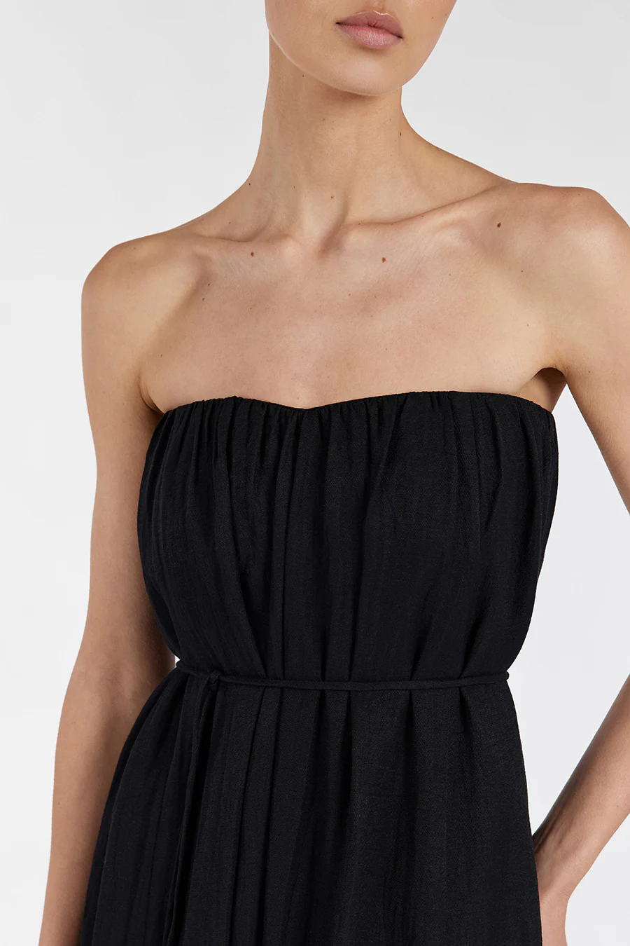 SHANIYA BLACK STRAPLESS MIDI DRESS - Gamepaces