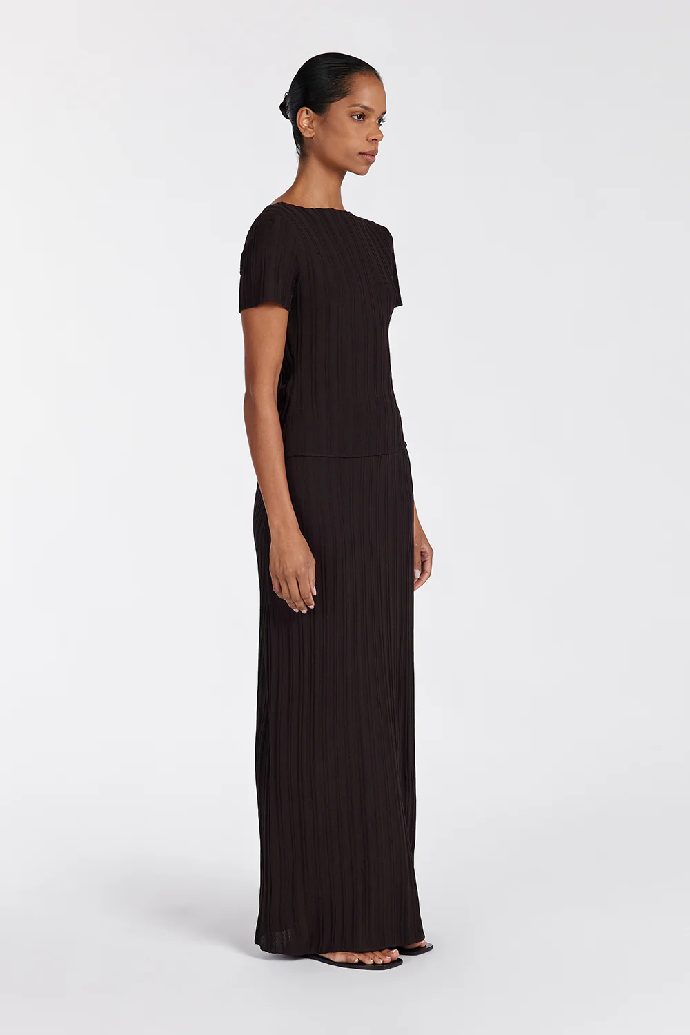 SYLVIA BITTER CHOC KNIT MIDI SKIRT - Gamepaces