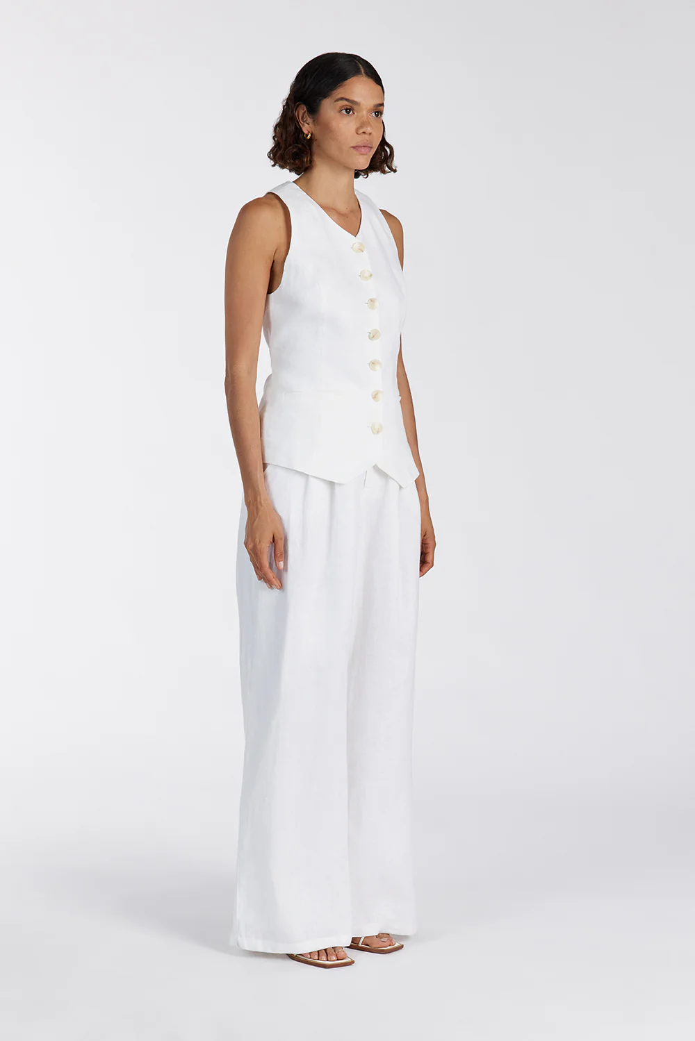 ALONDRA WHITE LINEN VEST - Gamepaces