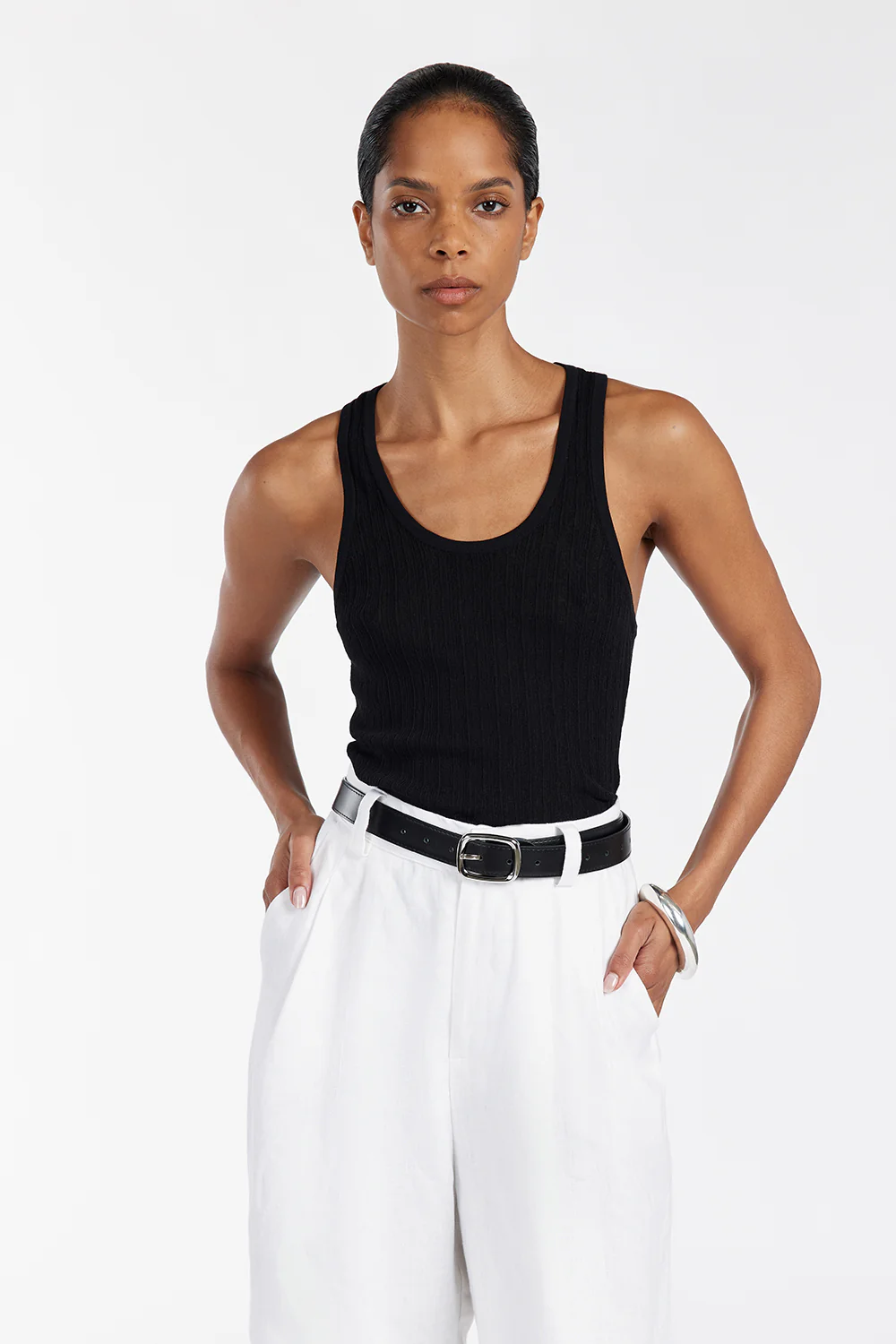 ALMA BLACK TEXTURED SCOOP KNIT TANK - Gamepaces