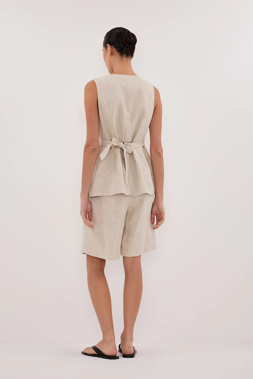 KAYLA NATURAL LINEN BERMUDA SHORT - Gamepaces