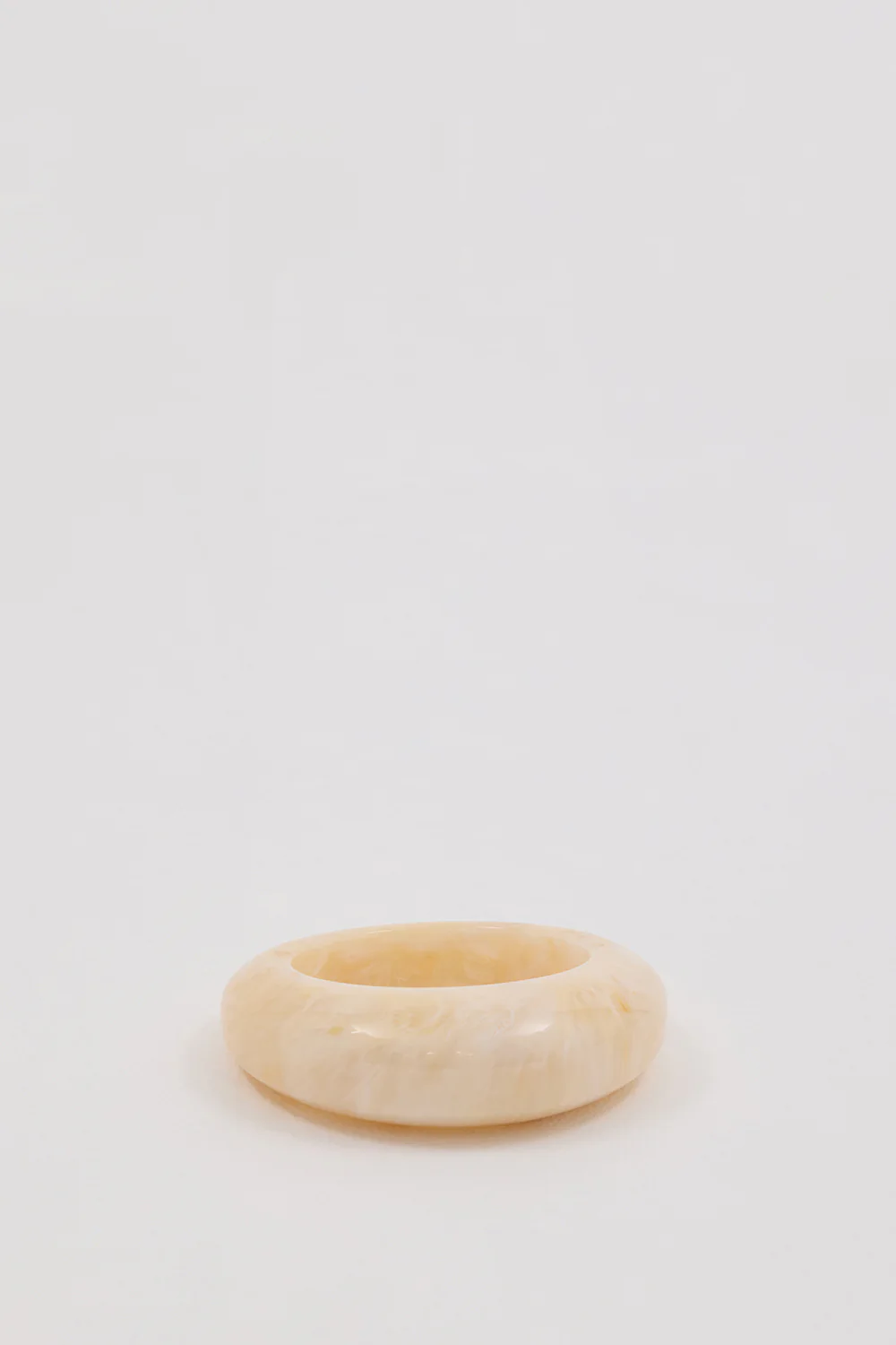 ANNA ROSSI HEIRLOOM BANGLE CREAM - Gamepaces