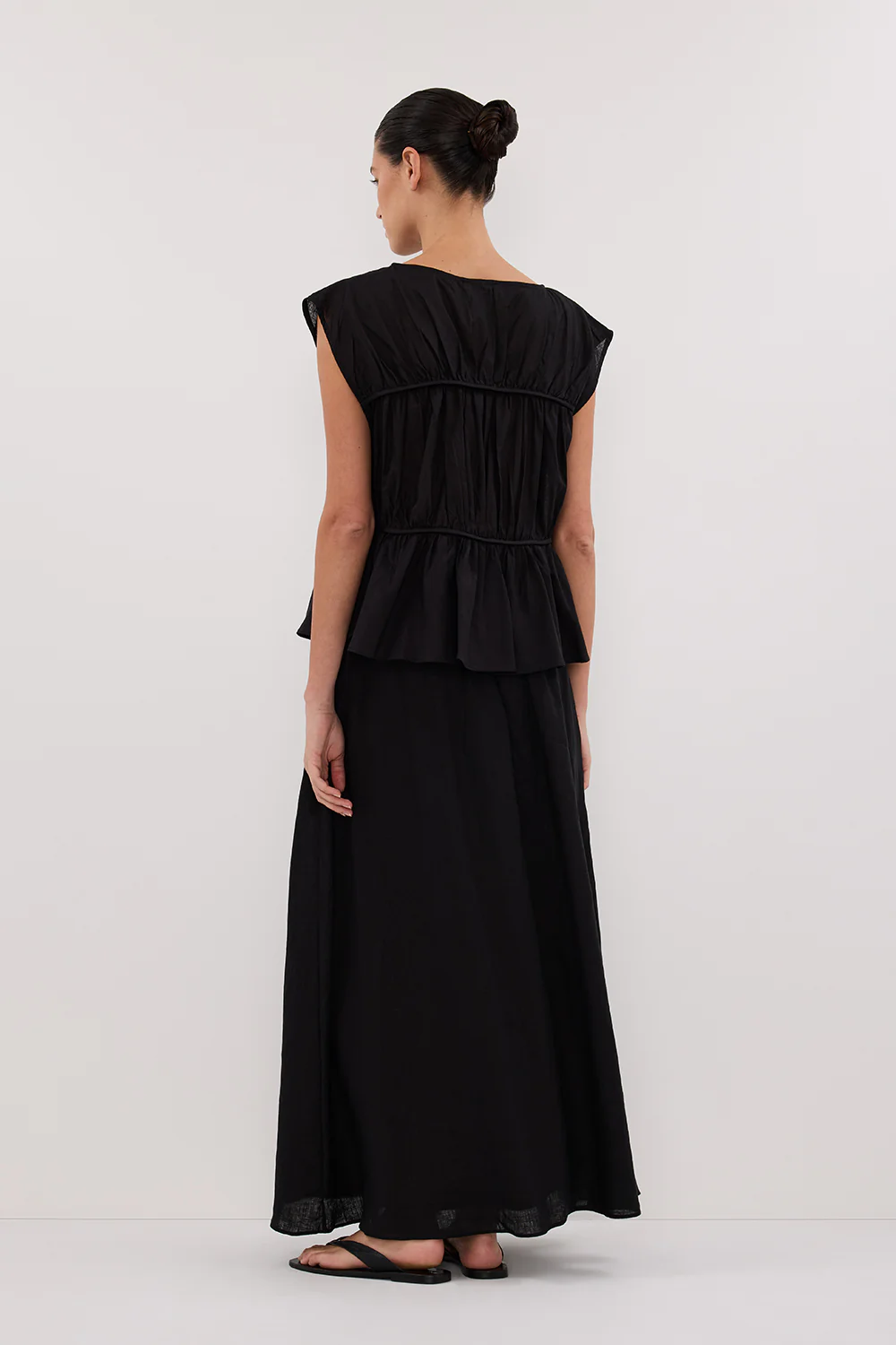 GEMIMA BLACK LINEN MIDI SKIRT - Gamepaces