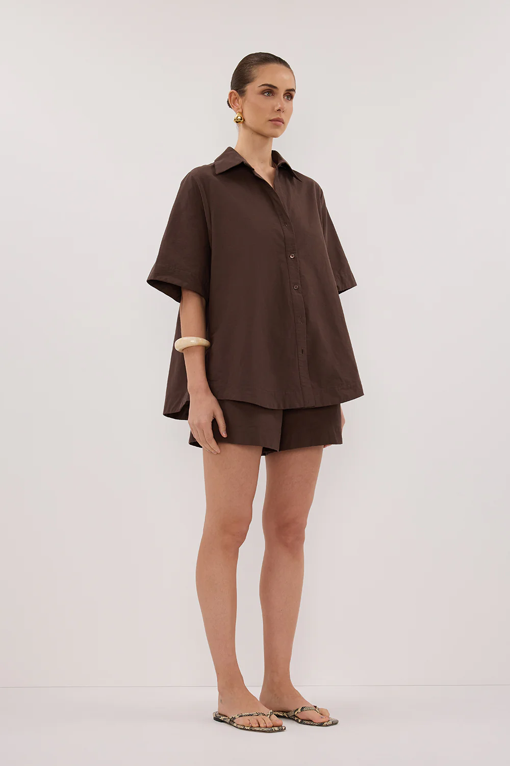 ELARA CHOCOLATE OVERSIZED SHORT SLEEVE SHIRT - Gamepaces