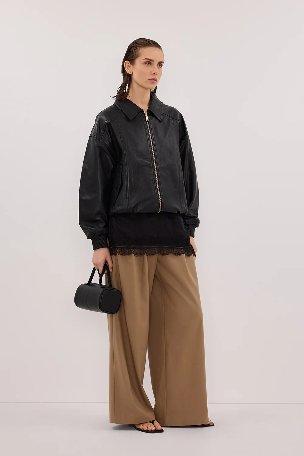 HUTTON BLACK LEATHER BOMBER JACKET - Gamepaces