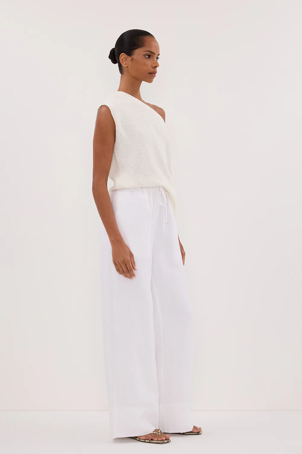 GINA WHITE LINEN ELASTIC WAIST PANT - Gamepaces
