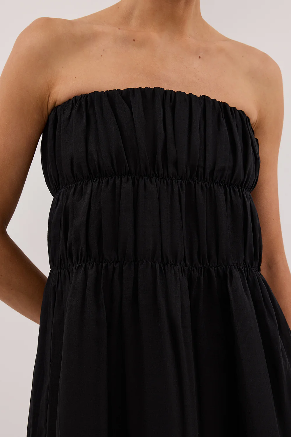 ARTIE BLACK RAMIE STRAPLESS TOP - Gamepaces