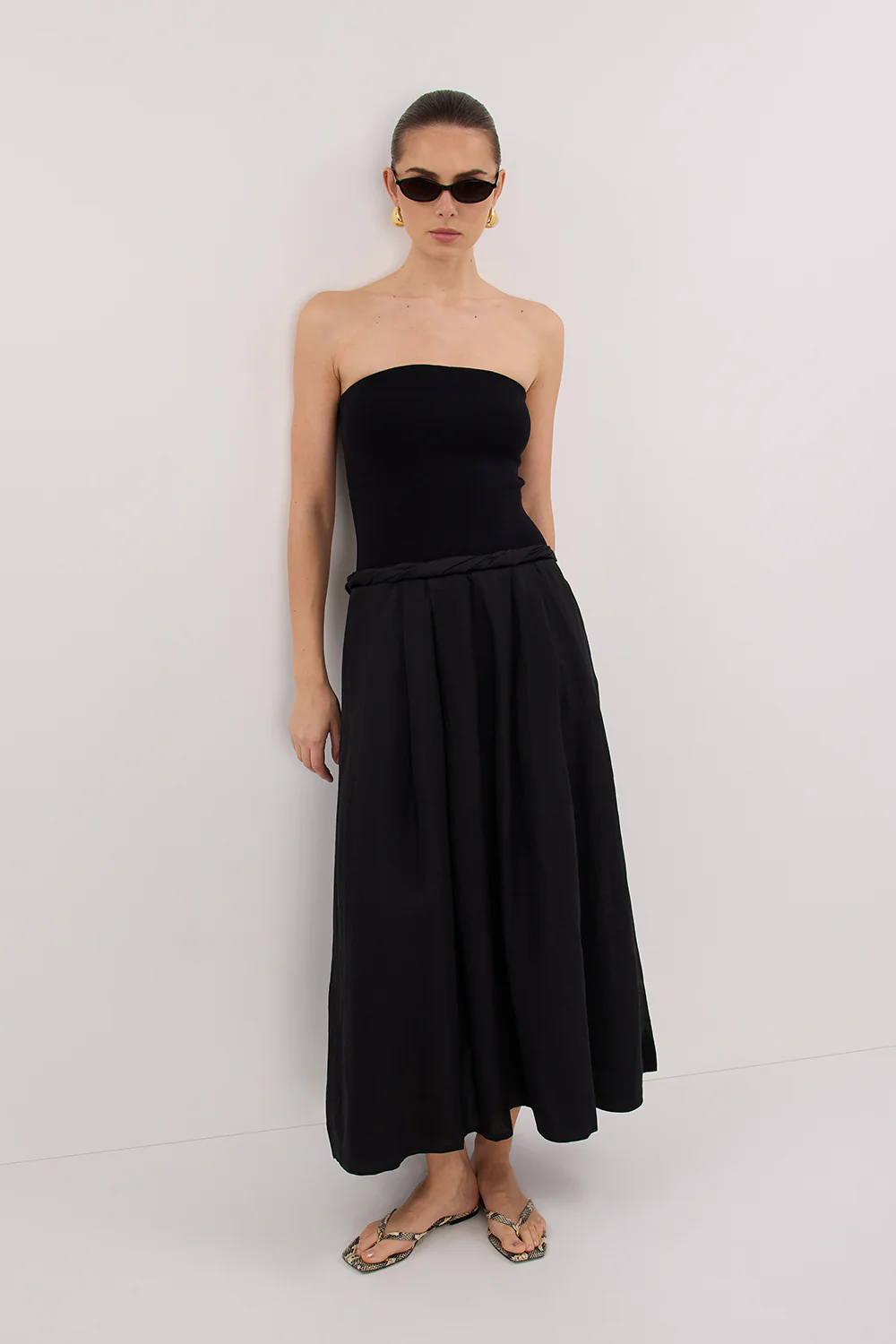 COCO BLACK STRAPLESS HYBRID MIDI DRESS - Gamepaces