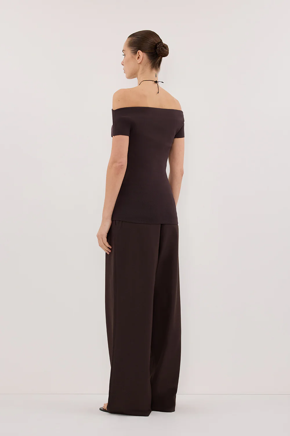 ASTRID BURNT CHOC OFF SHOULDER KNIT TOP - Gamepaces