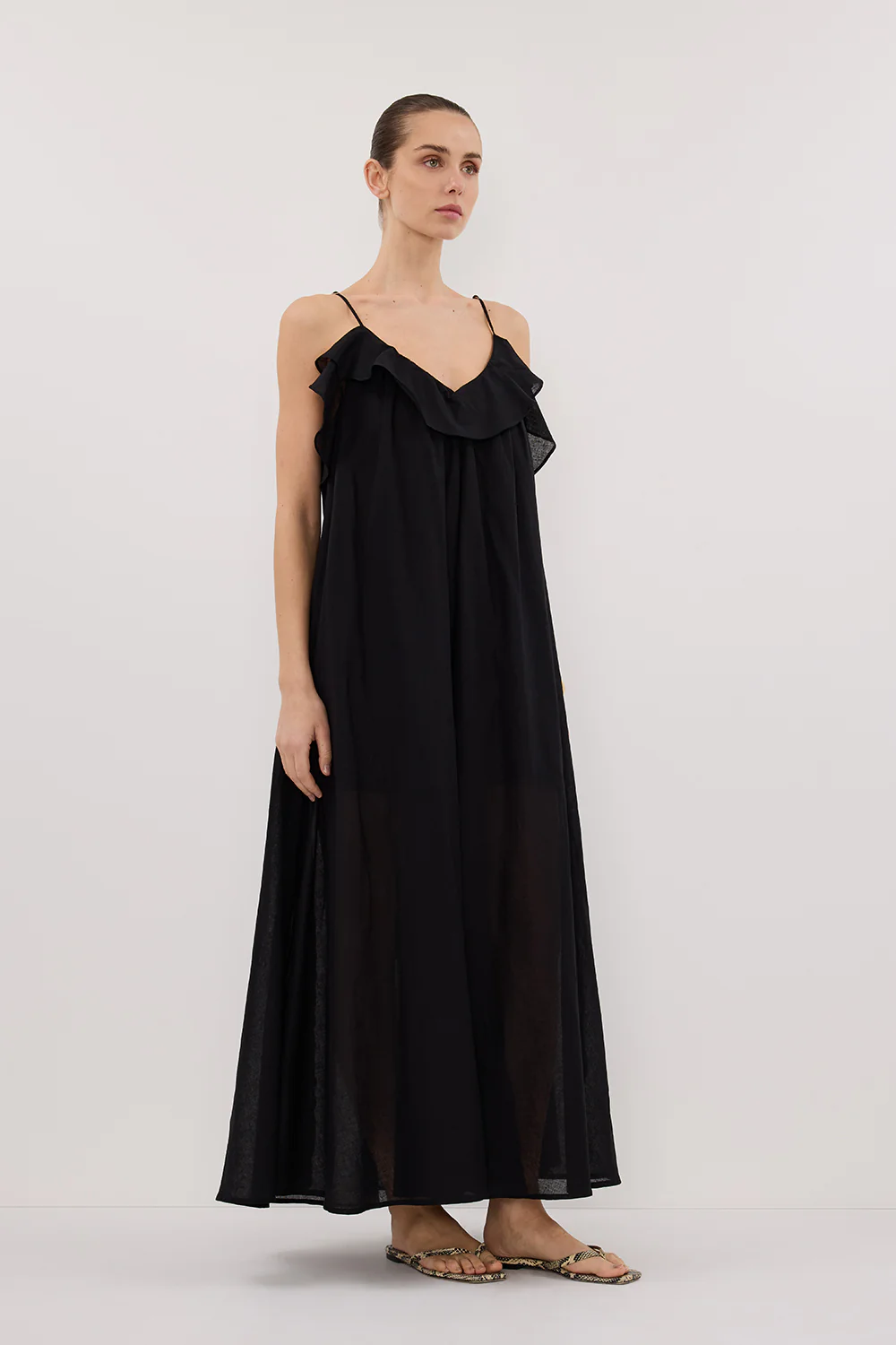 CAPRI BLACK LINEN BLEND MAXI DRESS - Gamepaces