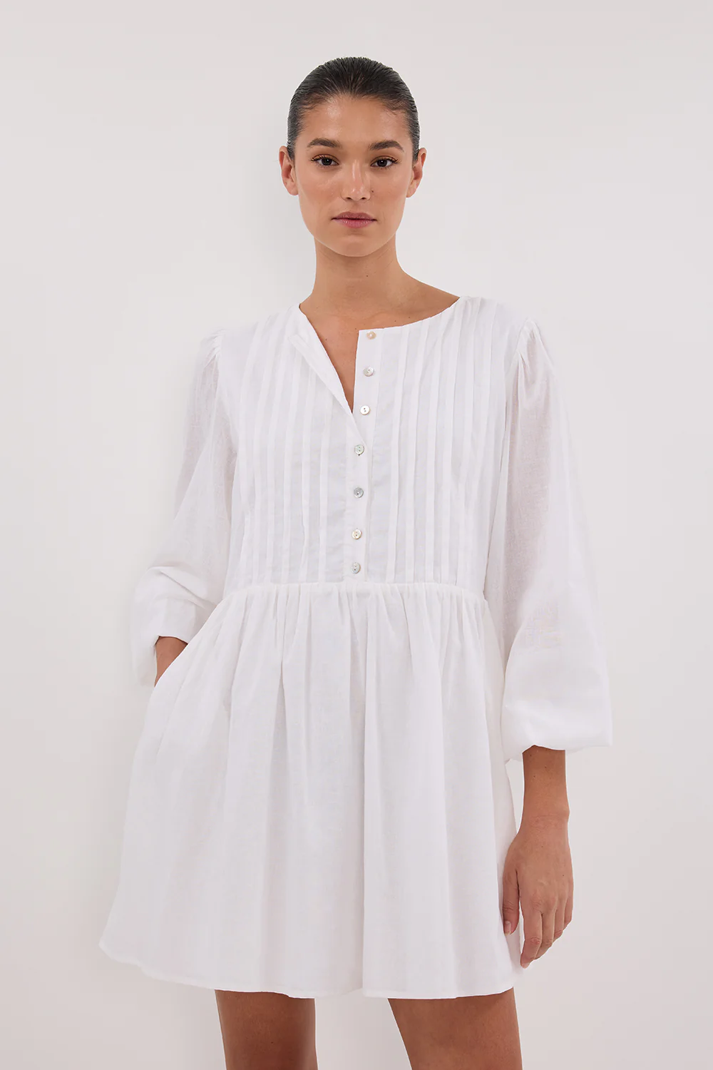 LARS WHITE BUTTON LONG SLEEVE LINEN MINI DRESS - Gamepaces