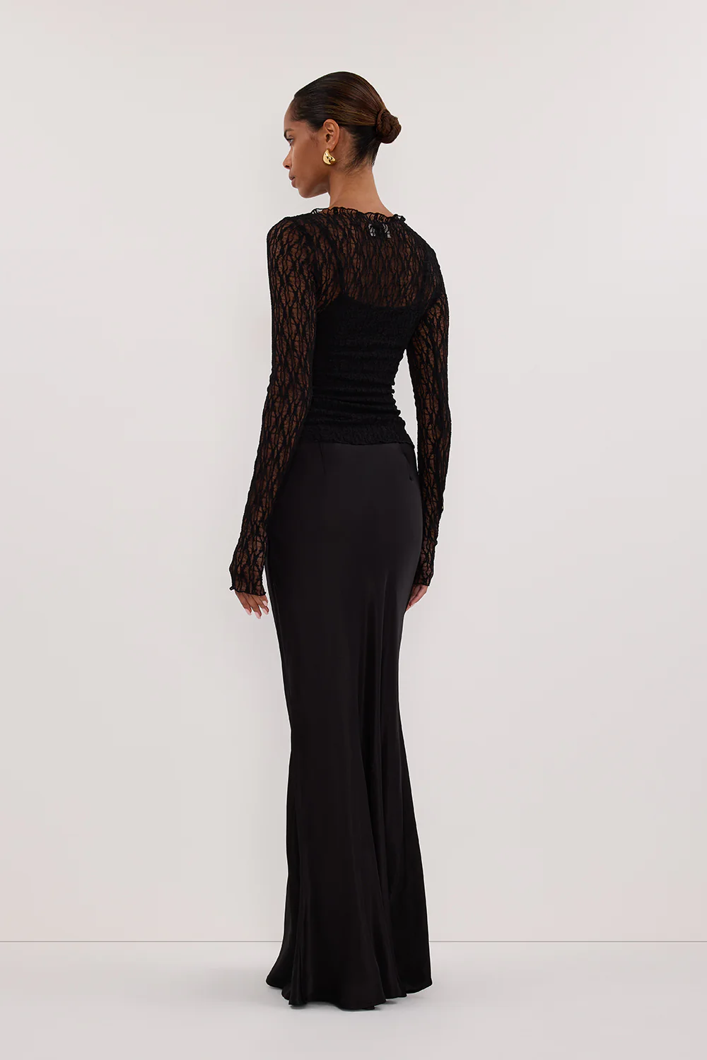 LIZZIE BLACK LACE LONG SLEEVE TOP - Gamepaces