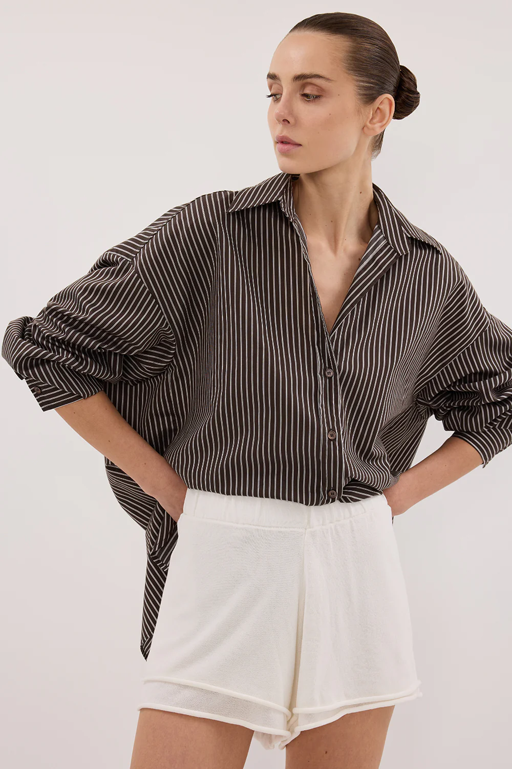 MIRA WHITE DOUBLE LAYER SHORT - Gamepaces