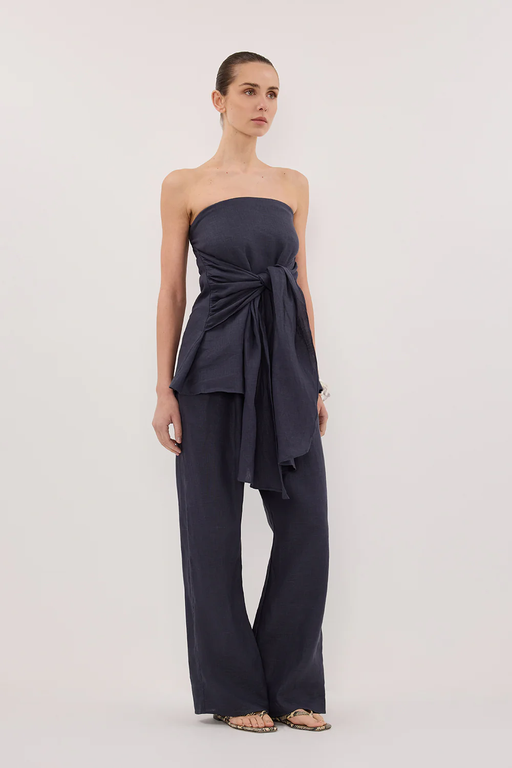 PIPPY INDIGO LINEN STRAPLESS TOP - Gamepaces