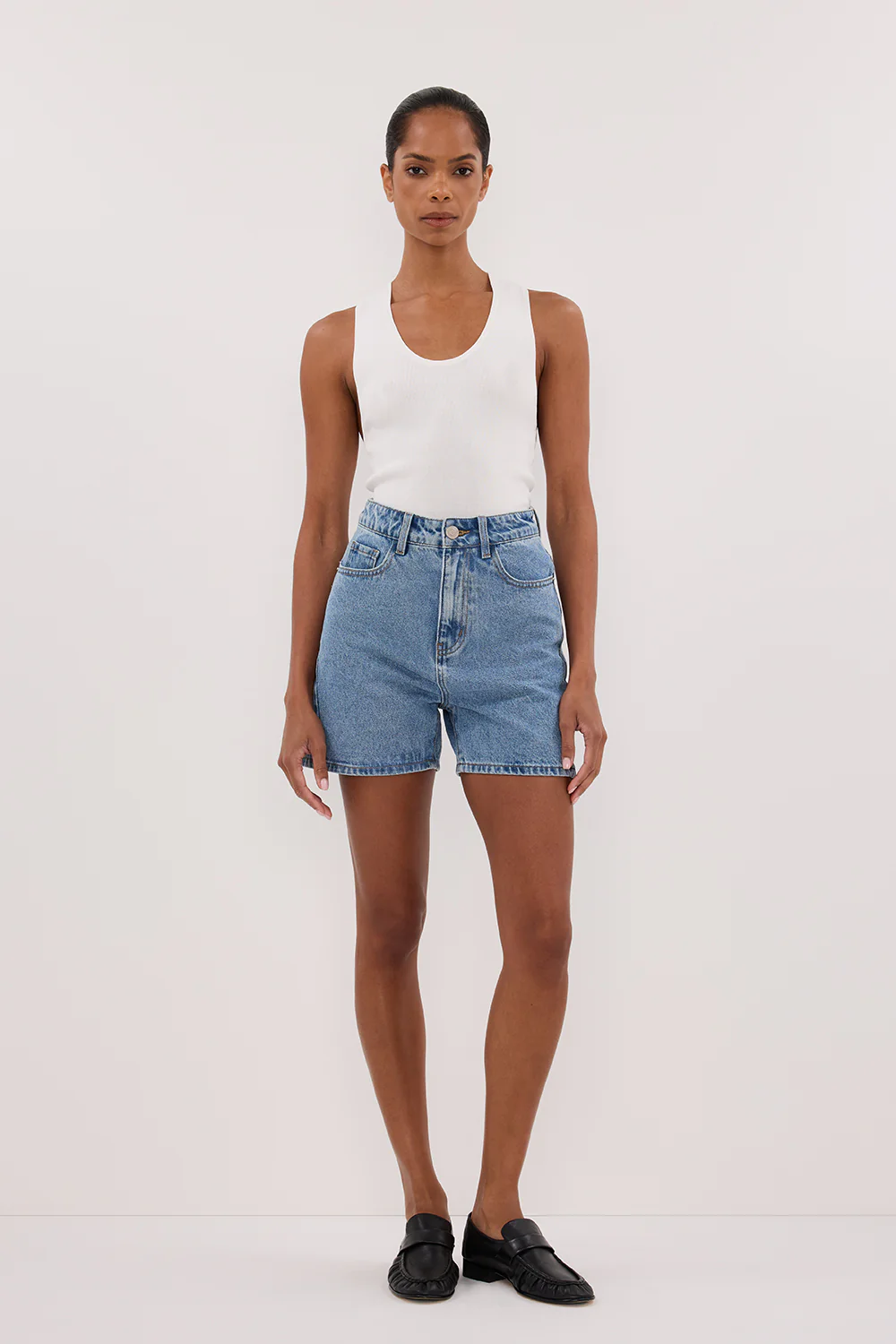 FINN MEDIUM BLUE DENIM SHORT - Gamepaces