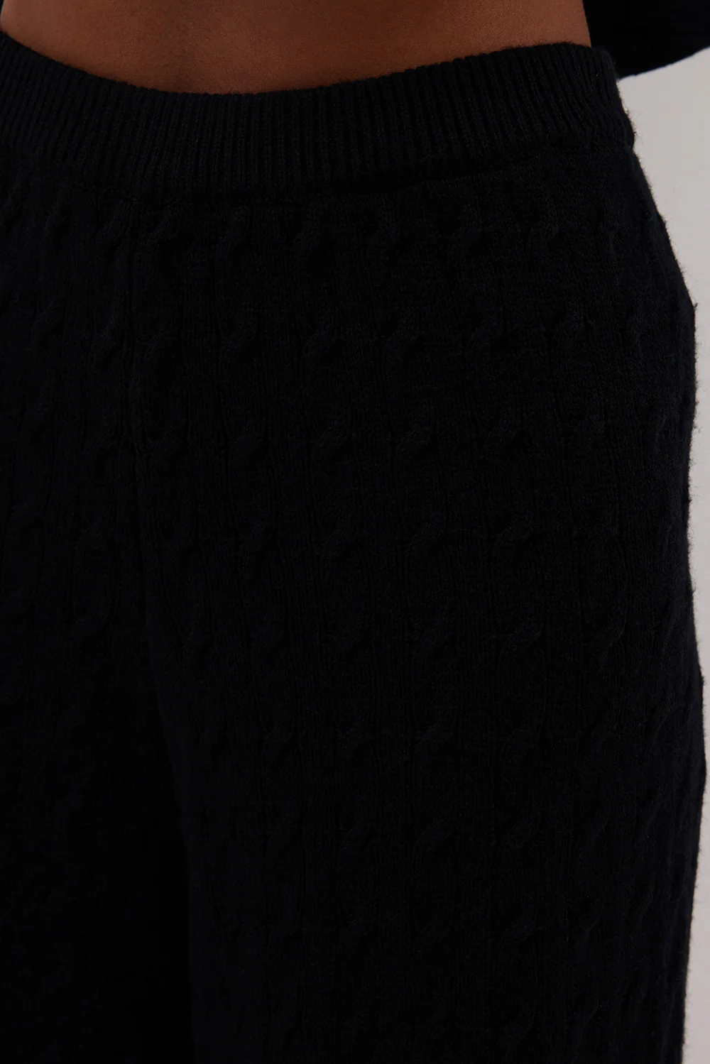 MAREN BLACK CABLE KNIT PANT - Gamepaces