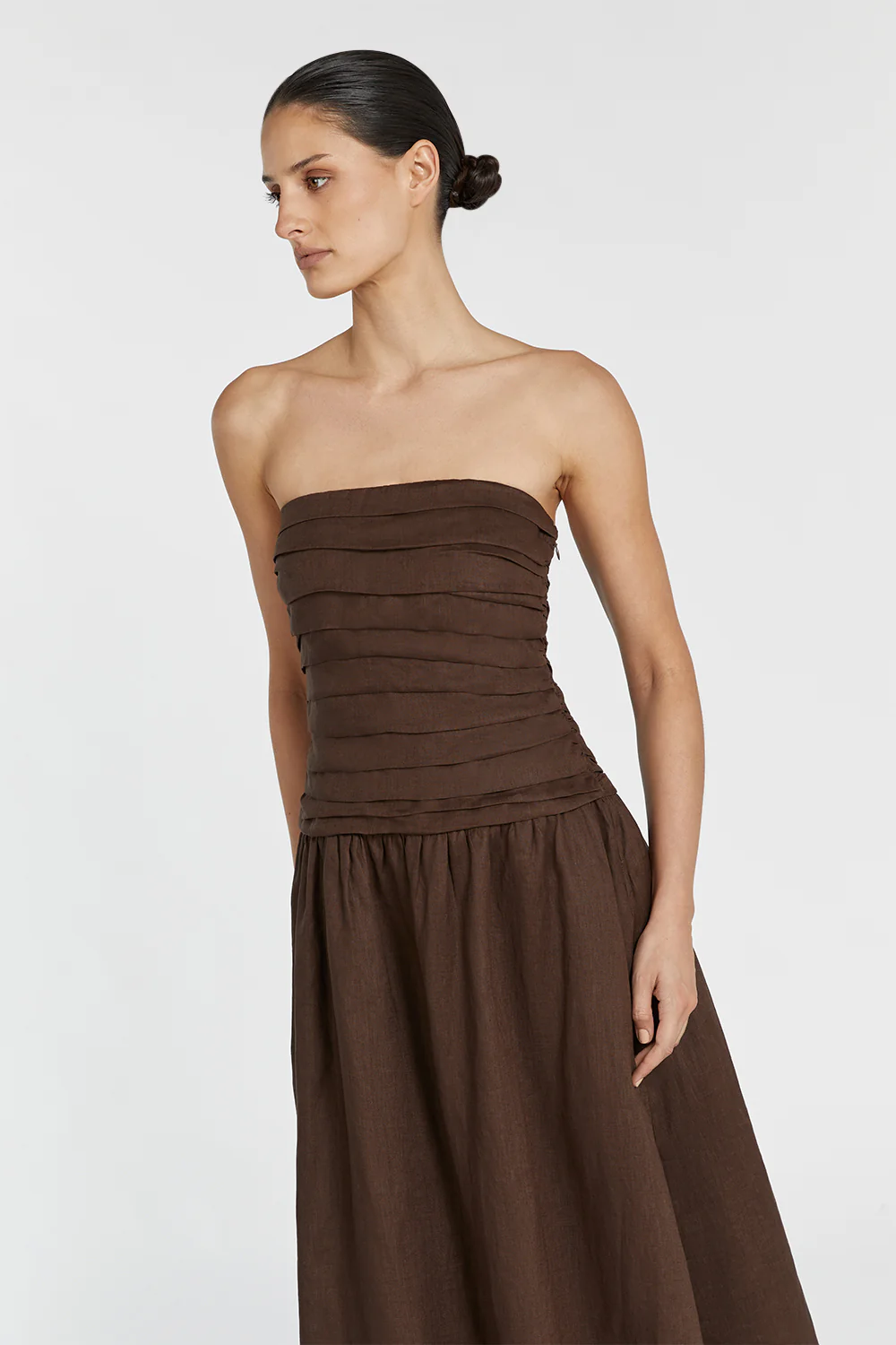 CATANIA BITTER CHOC LINEN STRAPLESS MIDI DRESS - Gamepaces