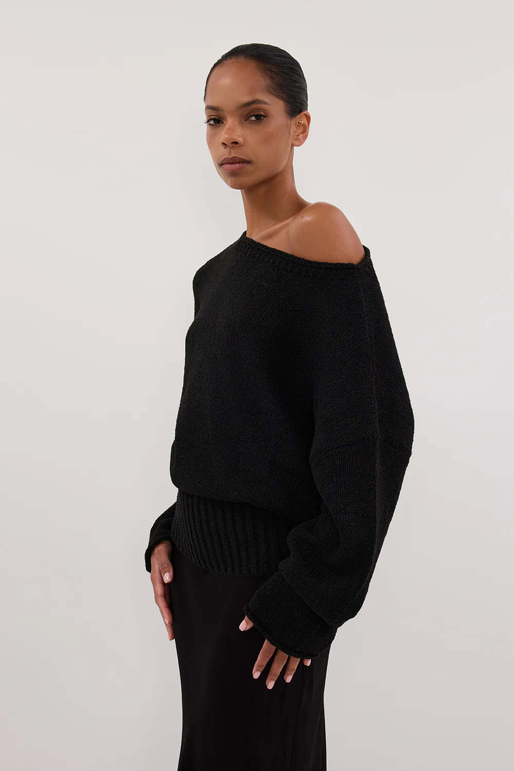 JULES BLACK LONG SLEEVE KNIT TOP - Gamepaces