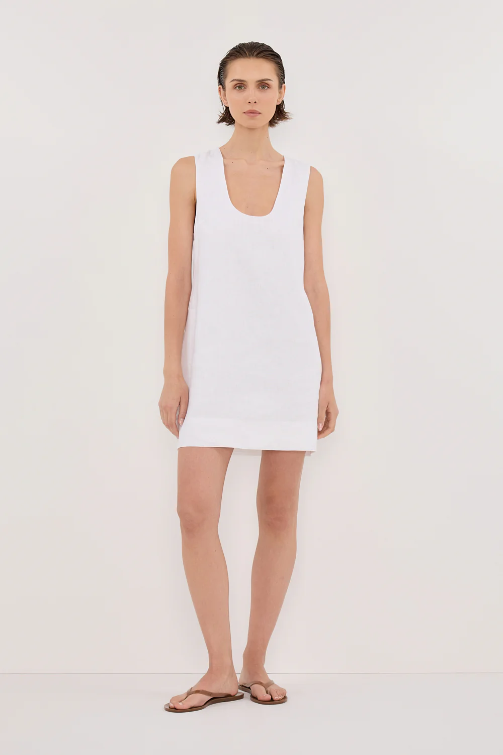 LOTUS WHITE LINEN MINI DRESS - Gamepaces