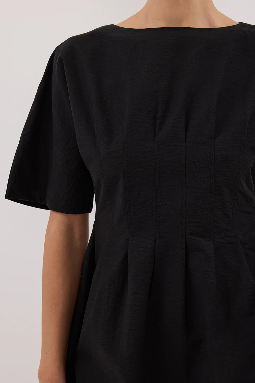 DAPHNE BLACK SLEEVED MINI DRESS - Gamepaces