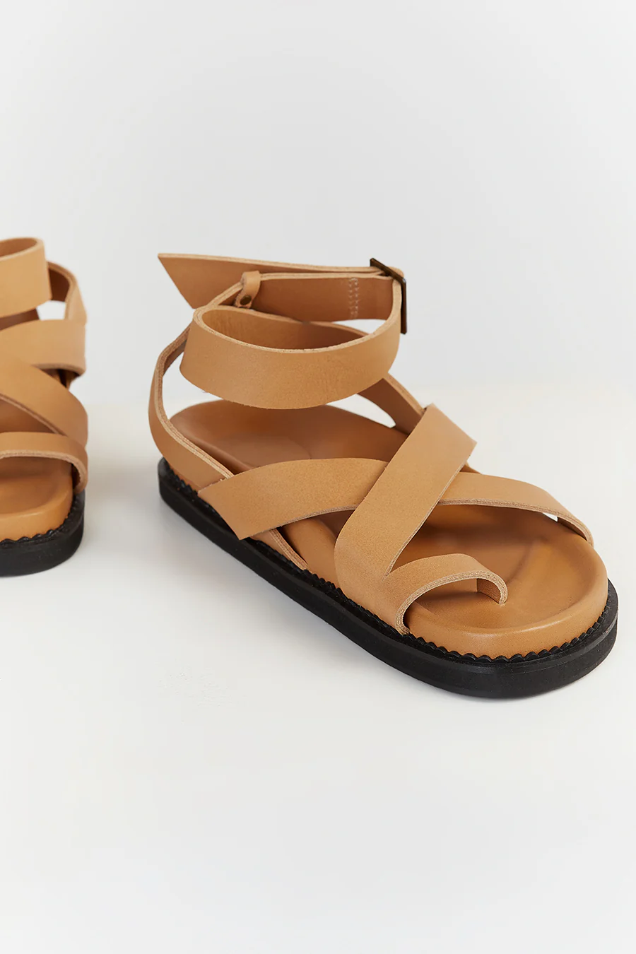 THE BALI TAILOR LENI TAN SANDAL - Gamepaces
