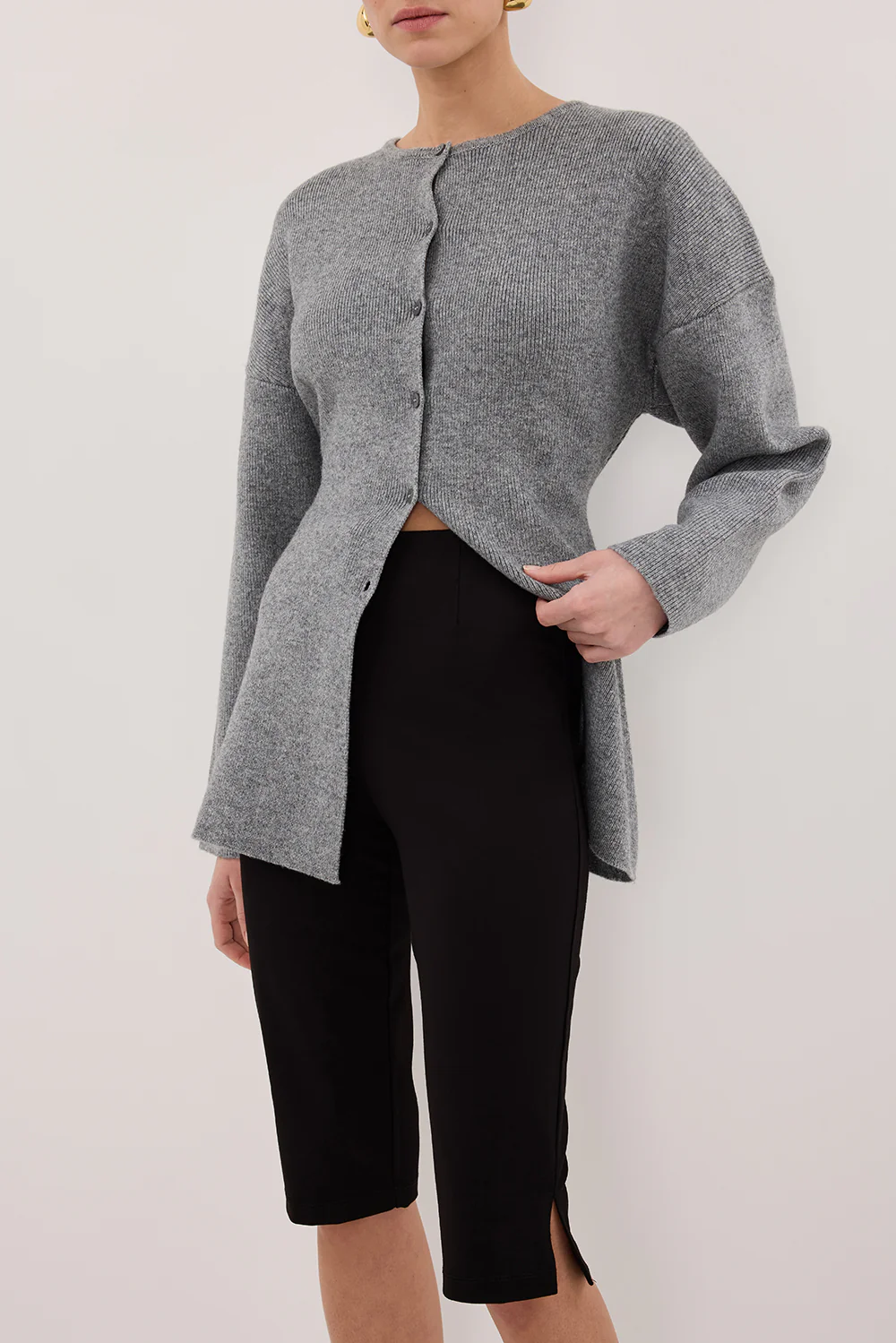 DEMI BLACK CAPRI PANT - Gamepaces