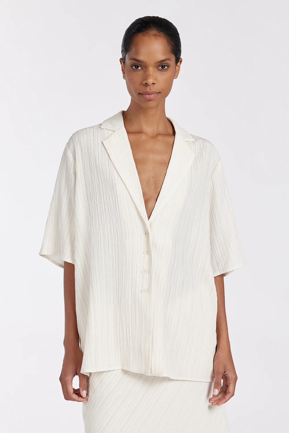 LOZ CREAM SHORT SLEEVE SHIRT - Gamepaces