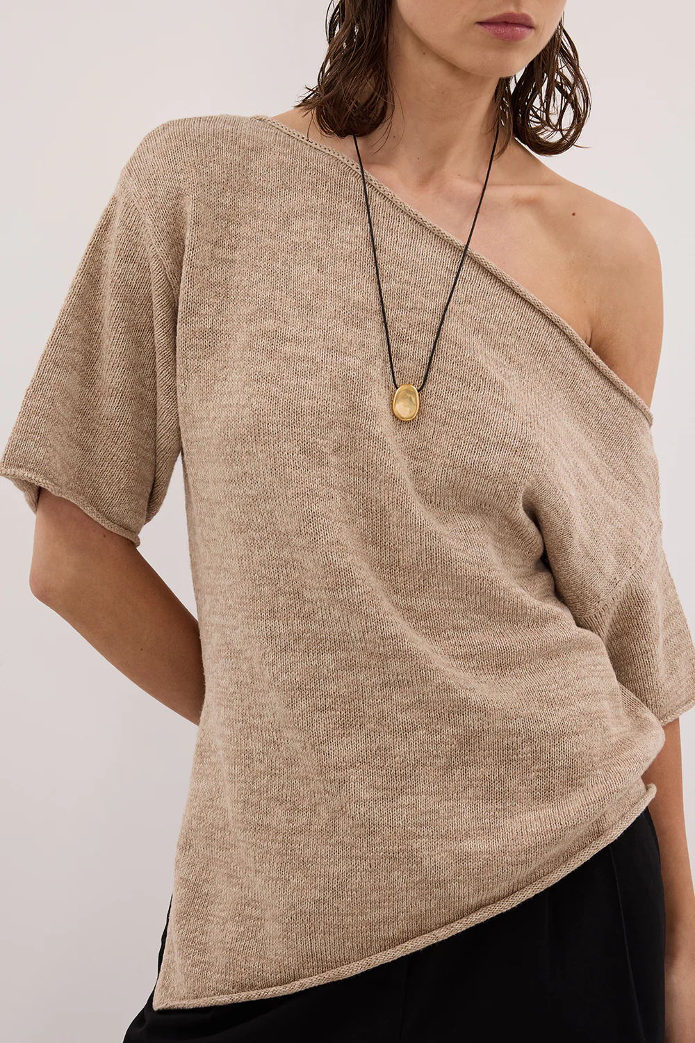 RICK NATURAL ASYM KNIT TOP - Gamepaces