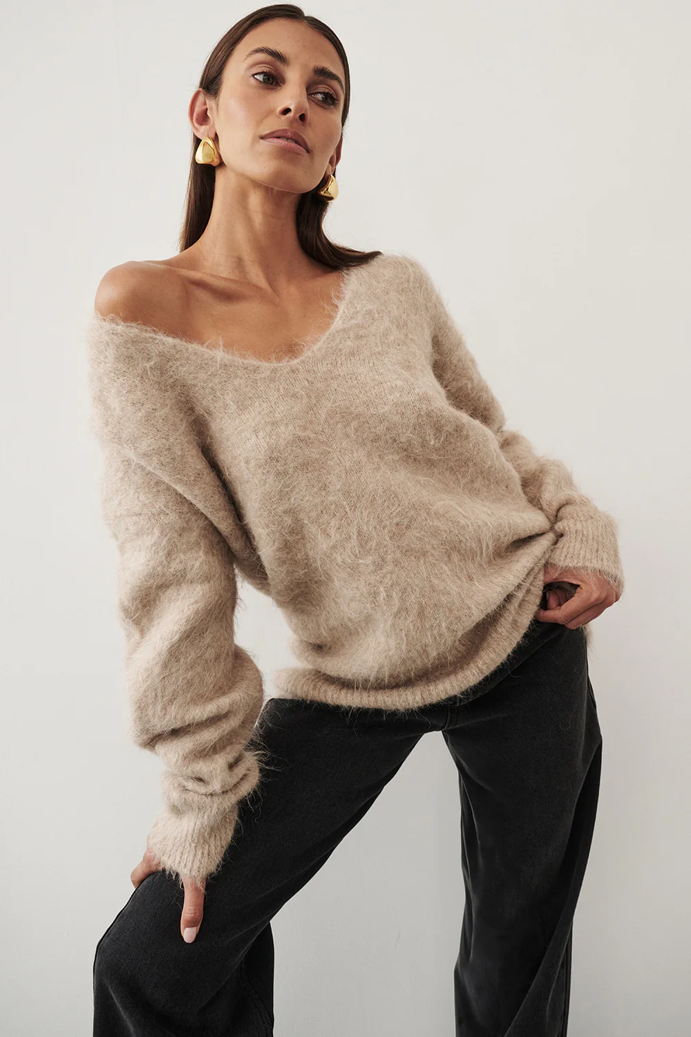 SALMA OAT V NECK JUMPER - Gamepaces