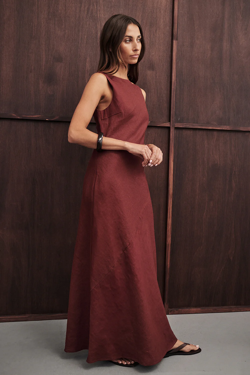 LACY SAHARA SLEEVELESS LINEN MIDI DRESS - Gamepaces