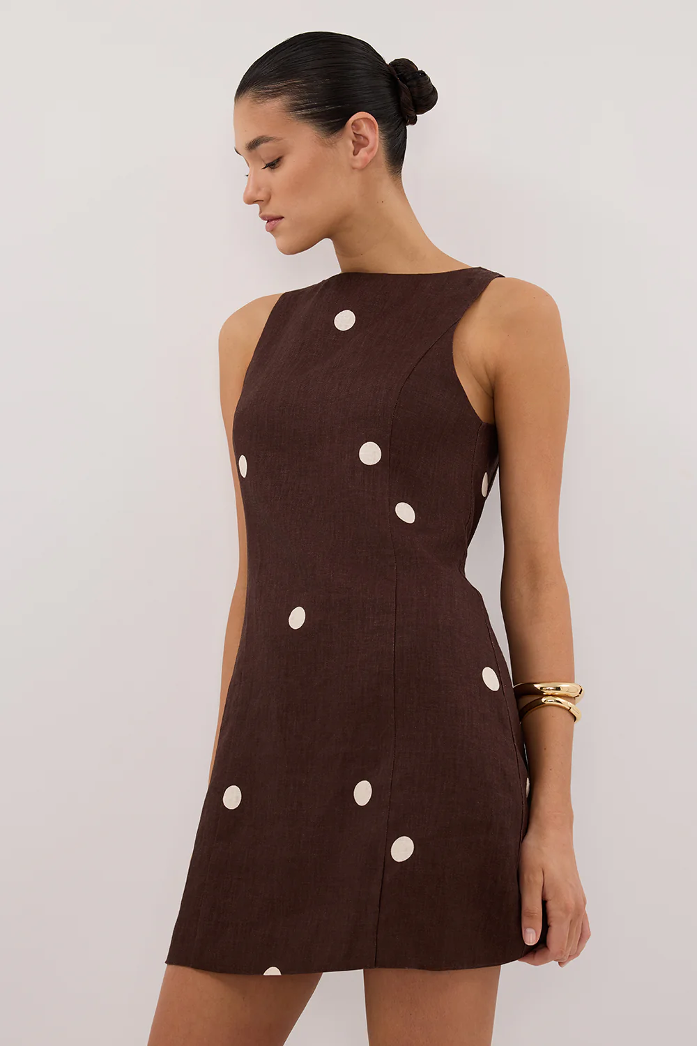 BEVERLY BITTER CHOC SPOT LINEN MINI DRESS - Gamepaces