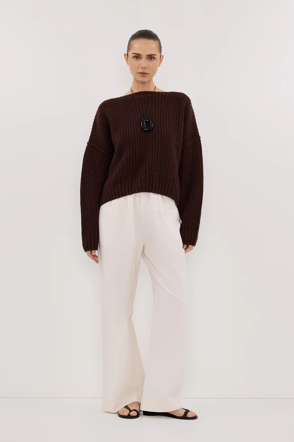 LIN CHOCOLATE BOAT NECK KNIT JUMPER - Gamepaces