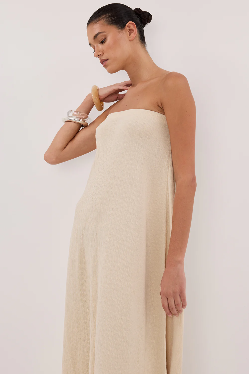 ALIAS NATURAL TEXTURED KNIT STRAPLESS MIDI DRESS - Gamepaces